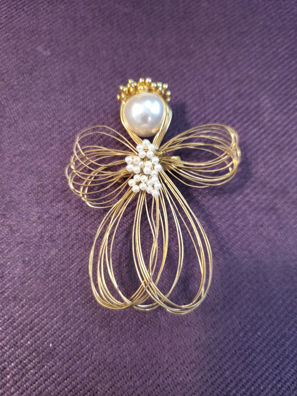VTG Hand Assembles Wire Angle Gold-Tone Pearl Cluster Angel Brooch